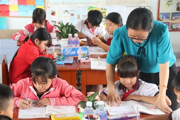 Giáo dục phổ thông mới - mở đường cho phát triển phẩm chất và năng lực