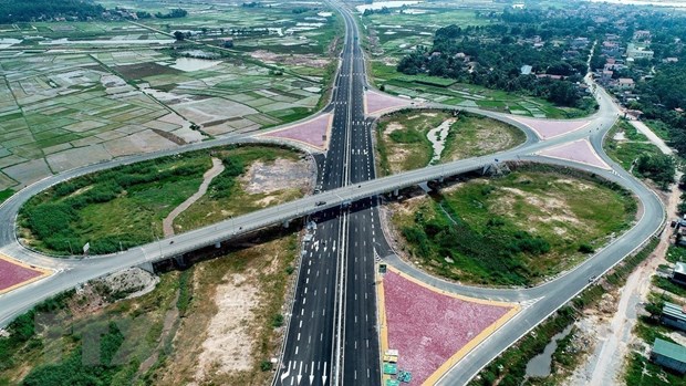 Đảng lãnh đạo cả nước thực hiện thắng lợi công cuộc đổi mới