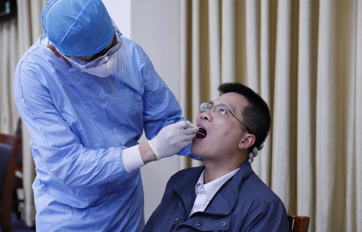 Hơn 10.000 mẫu xét nghiệm COVID-19 dự Đại hội Đảng lần 2 âm tính