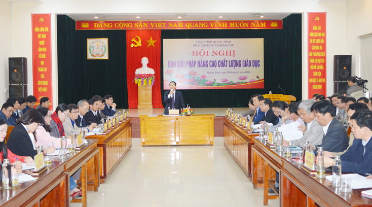 Bàn giải pháp nâng cao chất lượng giáo dục