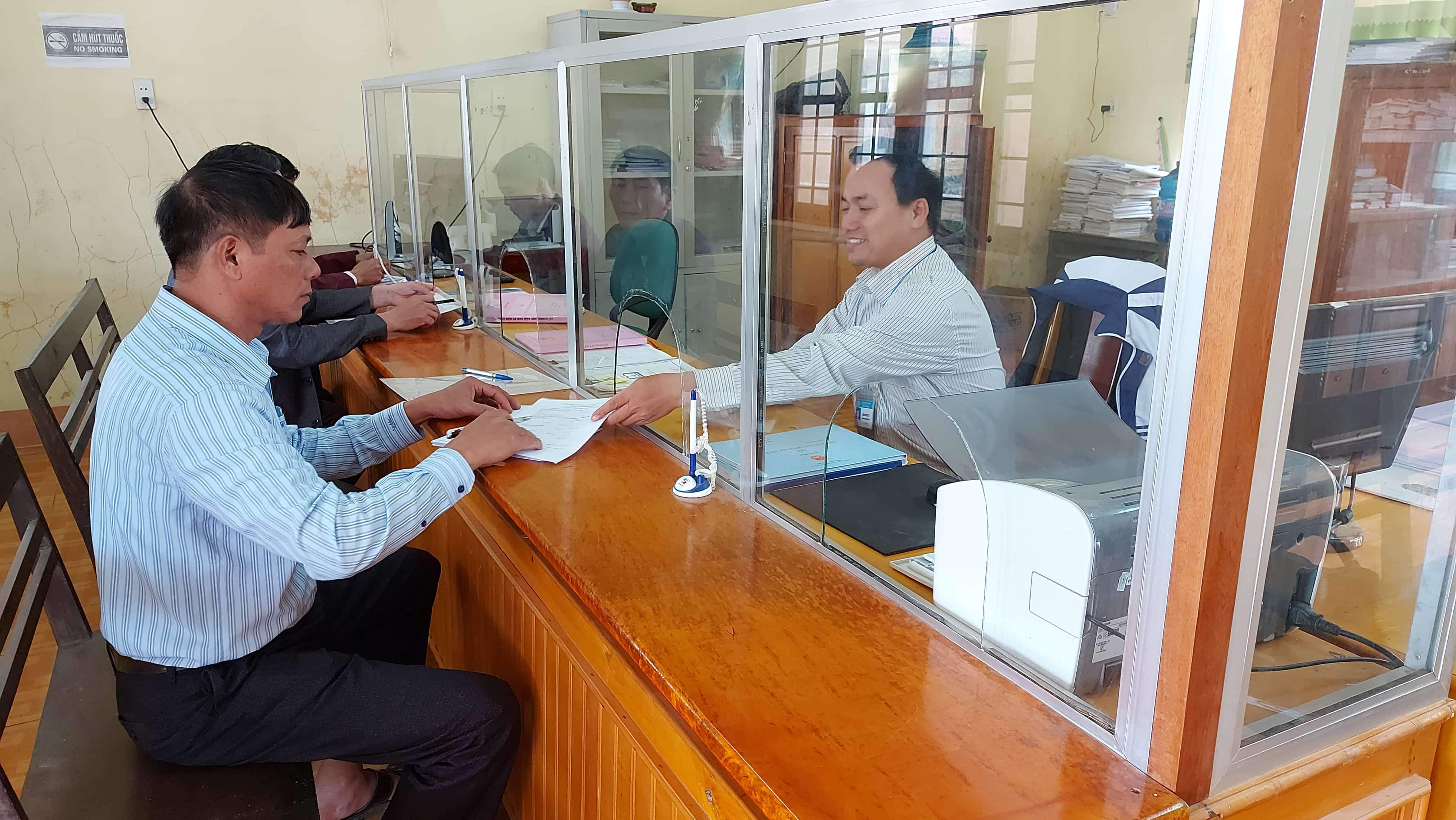 Tuyên Hóa: Xây dựng nền hành chính chuyên nghiệp, vì nhân dân phục vụ