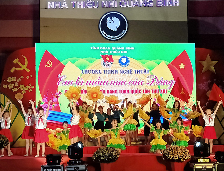 Chương trình nghệ thuật "Em là mầm non của Đảng"
