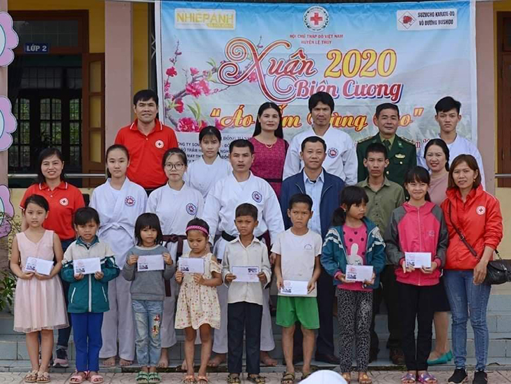 Lệ Thuỷ: Tập trung chăm lo Tết cho hộ nghèo và các gia đình chính sách