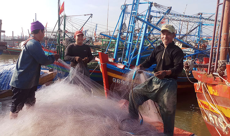 "Cột mốc sống" trên biển Đông