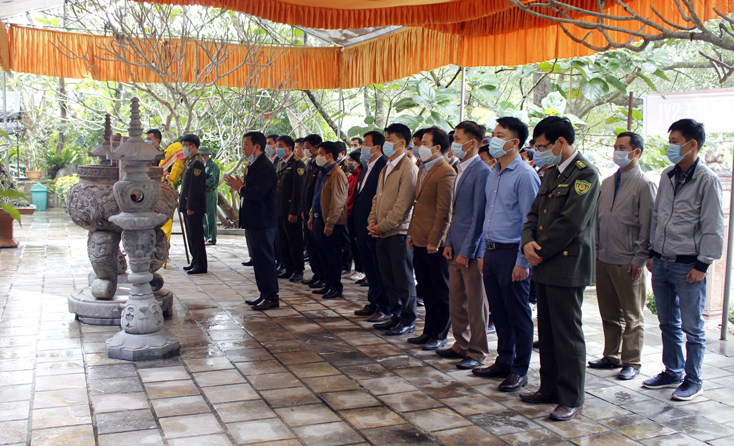 Tết ấm trên đường 20