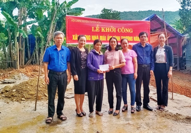 "Mái ấm tình thương" cho phụ nữ nghèo