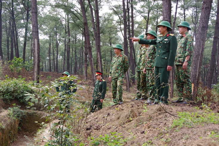 Kiểm tra công tác chuẩn bị huấn luyện, luyện tập chuyển trạng thái sẵn sàng chiến đấu năm 2021