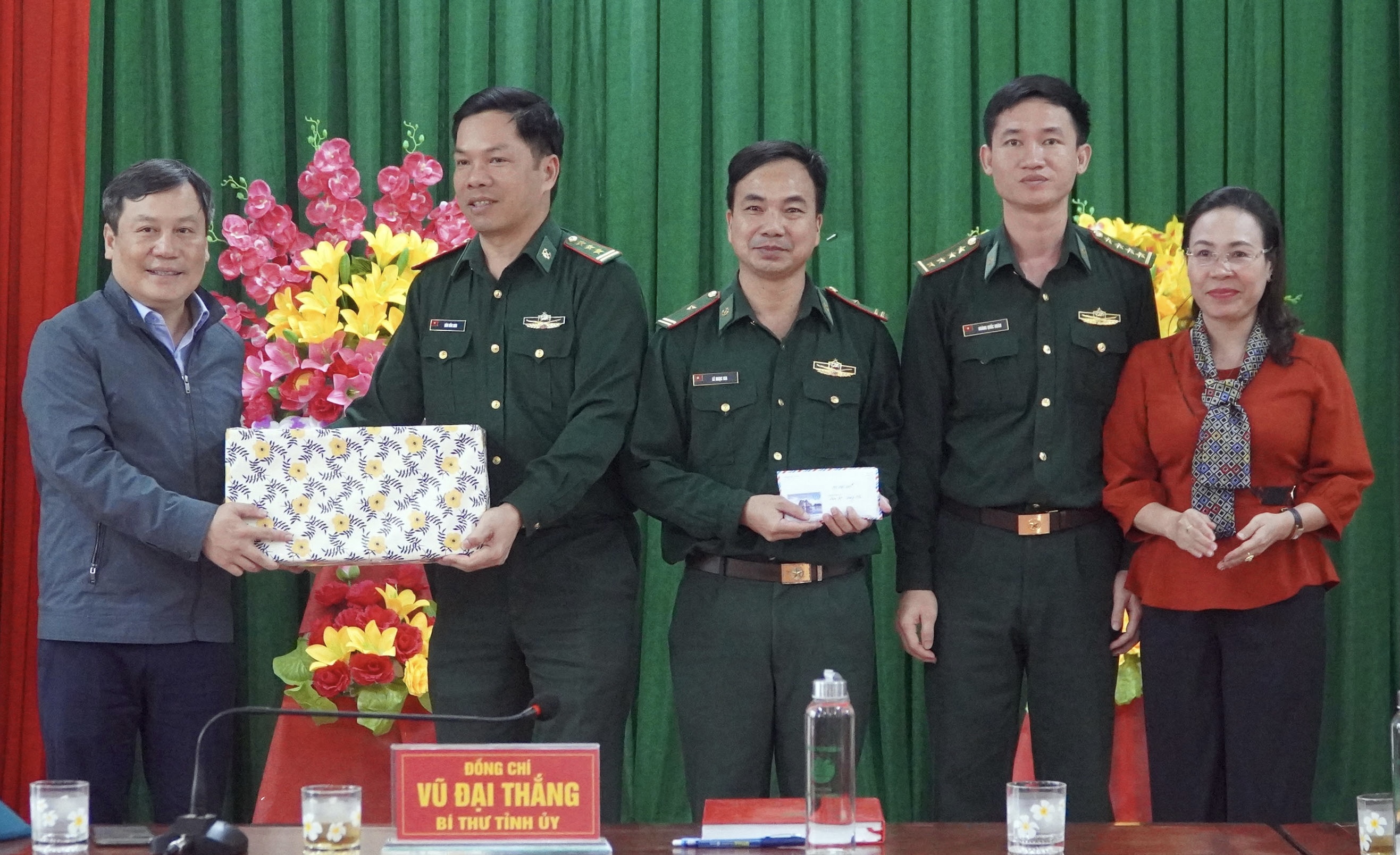 Phát huy truyền thống, quyết tâm thực hiện thắng lợi nhiệm vụ quản lý, bảo vệ chủ quyền, an ninh biên giới quốc gia