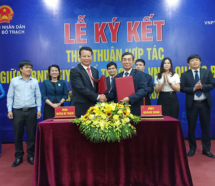 Ký thỏa thuận hợp tác chiến lược về viễn thông và công nghệ thông tin giai đoạn 2021-2025