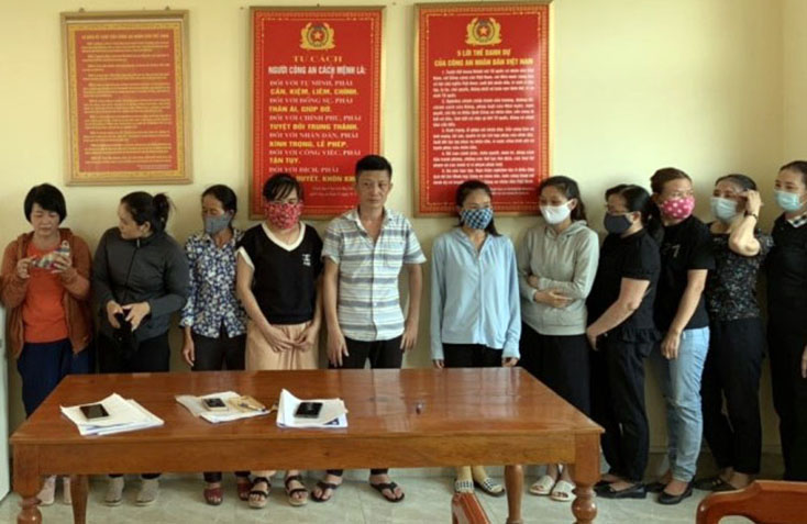 Đấu tranh với tệ nạn cờ bạc dưới hình thức lô đề