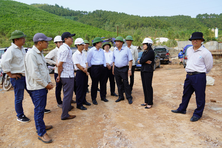Đồng chí Phó Chủ tịch Thường trực UBND tỉnh kiểm tra một số công trình thủy lợi trọng điểm trên địa bàn tỉnh