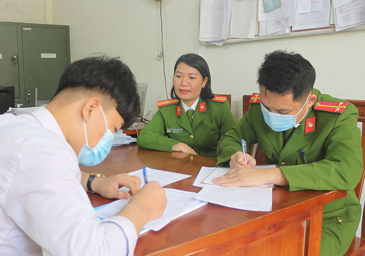Bản lĩnh nữ Trưởng Công an xã