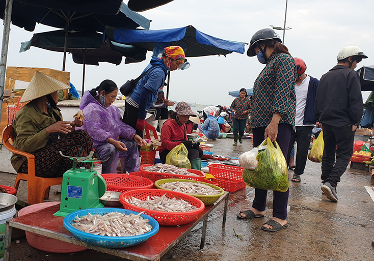 Rộn ràng mùa biển đầu năm