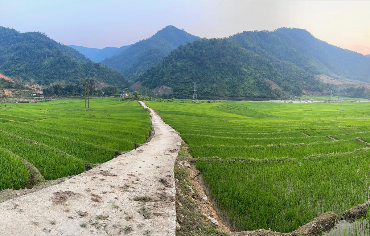 ​Thủ tướng chỉ thị thu hút nguồn lực xã hội phát triển vùng biên giới