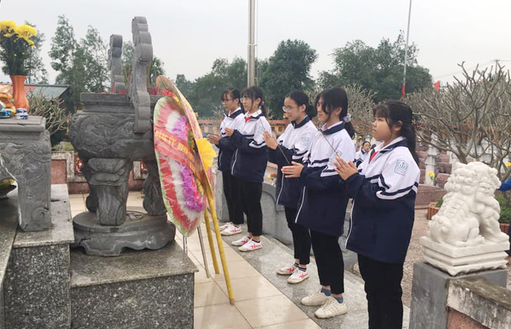 Đổi mới hoạt động trải nghiệm, phát triển năng lực học sinh