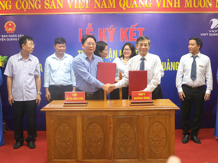 Ký kết hợp tác chiến lược về viễn thông và công nghệ thông tin