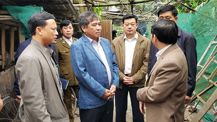 Nhanh chóng khoanh vùng để dập dịch, kiểm soát chặt chẽ hoạt động giết mổ và nguồn gốc sản phẩm