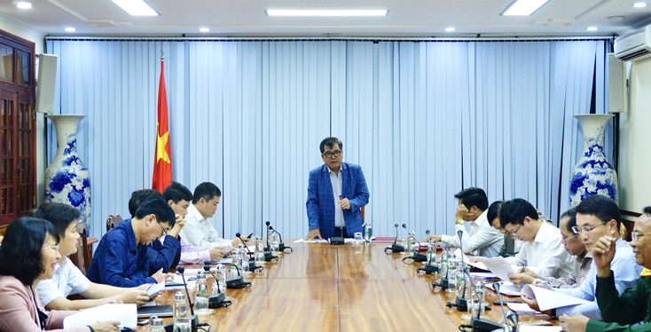 Khẩn trương hoàn thiện dự thảo Báo cáo Quy hoạch tỉnh Quảng Bình đến năm 2030, tầm nhìn đến năm 2050