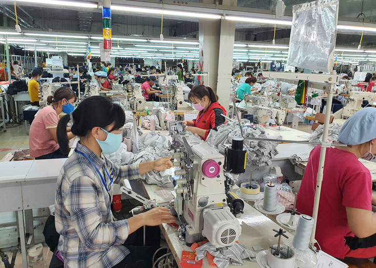 Kim ngạch xuất nhập khẩu qua cửa khẩu Quốc tế Cha Lo tăng 44% so cùng kỳ