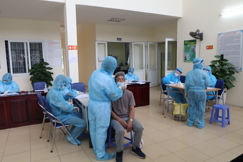 Sáng 4-4, Việt Nam có thêm 3 ca mắc mới COVID-19