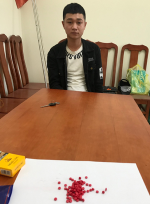 Công an TX. Ba Đồn bắt đối tượng tàng trữ 94 viên ma túy hồng phiến