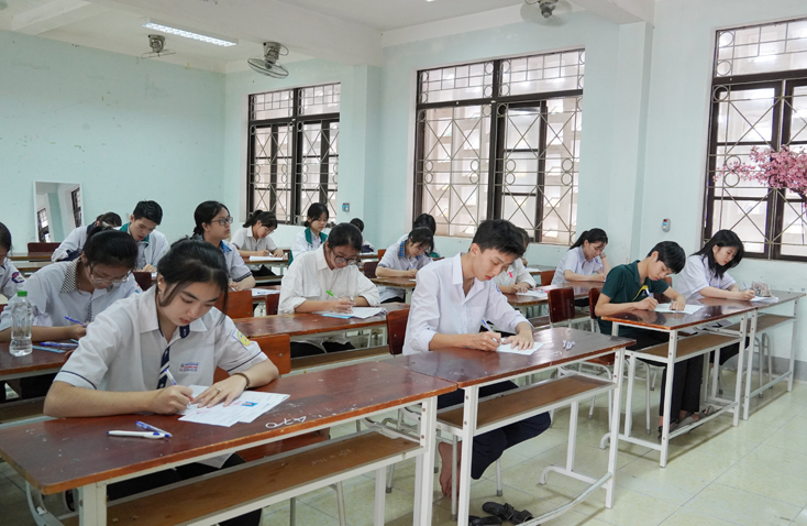Kỳ thi học sinh giỏi lớp 11 và chọn đội dự tuyển học sinh giỏi quốc gia
