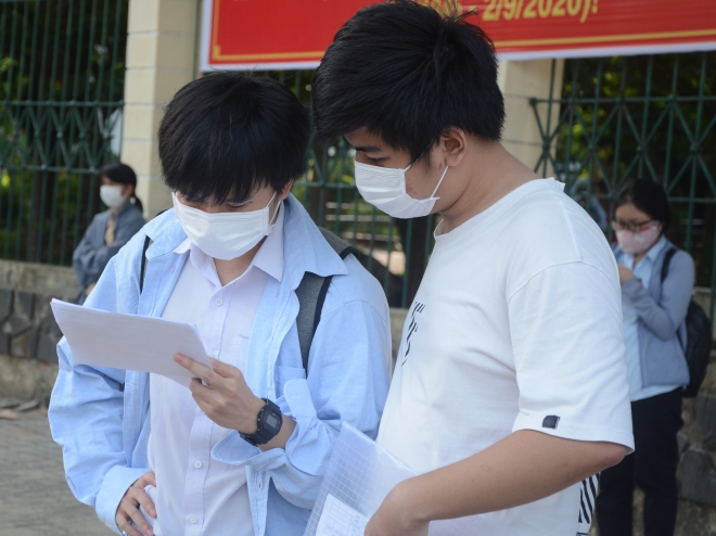 Thí sinh nào được miễn thi Ngoại ngữ khi xét công nhận tốt nghiệp THPT năm 2021?