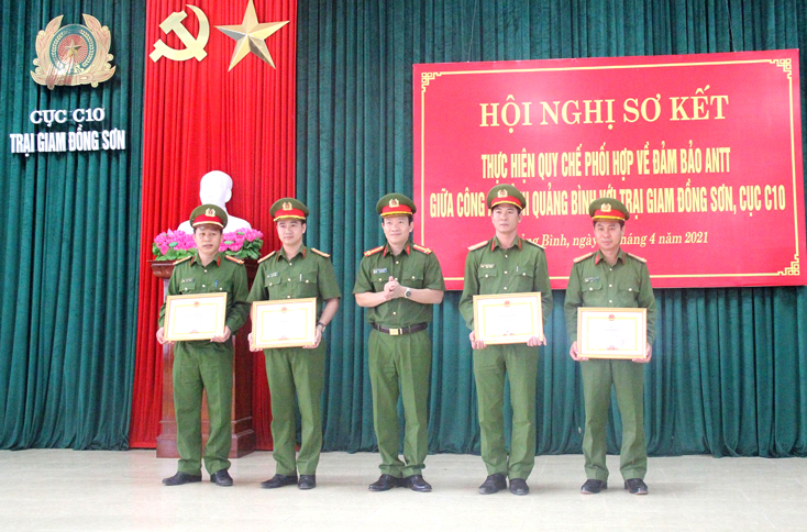 Công an tỉnh-Trại giam Đồng Sơn: Sơ kết quy chế phối hợp về bảo đảm an ninh trật tự