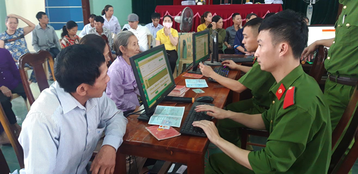 Công an huyện Tuyên Hóa: Nỗ lực đẩy nhanh tiến độ cấp thẻ căn cước công dân