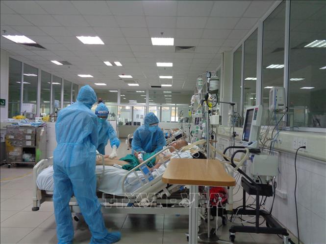 Sáng 12-4, Việt Nam có thêm 3 ca nhập cảnh mắc COVID-19