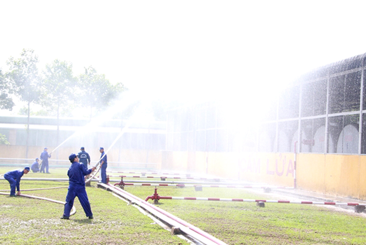 Tích cực đổi mới phương thức, bảo đảm đầy đủ, kịp thời xăng dầu cho các nhiệm vụ