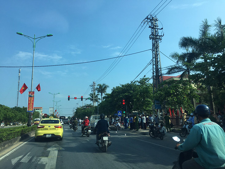 Ô tô tông người đi xe máy tử vong rồi bỏ trốn