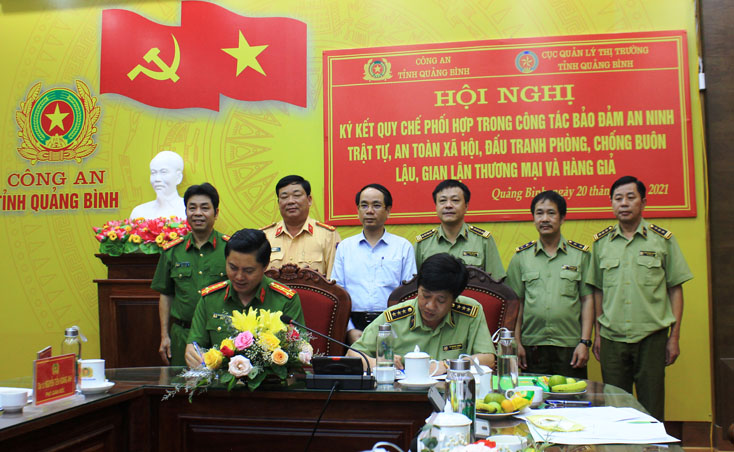 Cục Quản lý thị trường - Công an tỉnh: Ký kết quy chế phối hợp