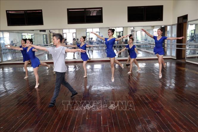 Các trường đại học nghệ thuật được tiếp tục tuyển sinh trung cấp, cao đẳng đặc thù