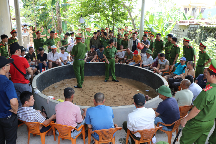 Công an TP. Đồng Hới: Đột kích xới gà, tạm giữ 34 đối tượng liên quan