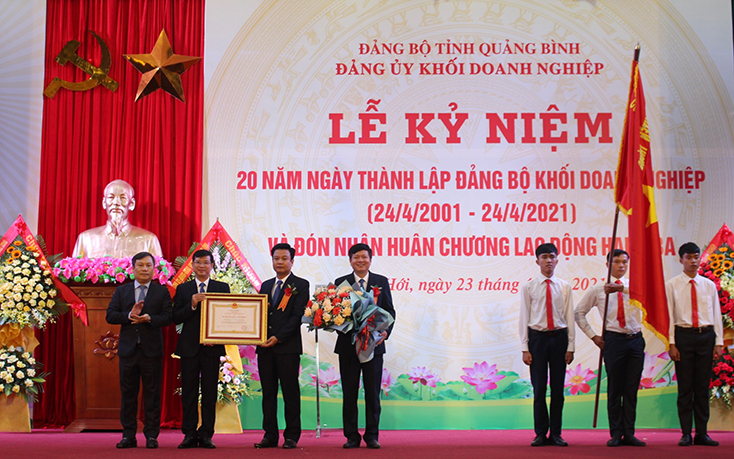 Đảng bộ Khối Doanh nghiệp tỉnh kỷ niệm 20 năm ngày thành lập