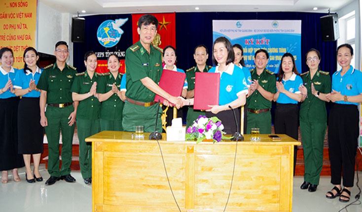 Ký kết phối hợp thực hiện chương trình "Đồng hành cùng phụ nữ biên cương"
