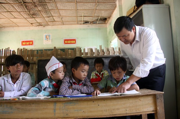 Không rập khuôn, máy móc trong sắp xếp lại các cơ sở giáo dục