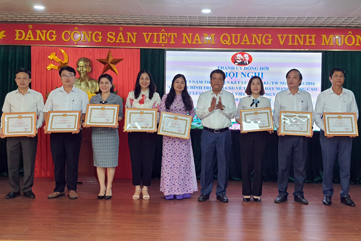 Thành ủy Đồng Hới: Đẩy mạnh việc xây dựng và thực hiện quy chế dân chủ ở cơ sở một cách đồng bộ