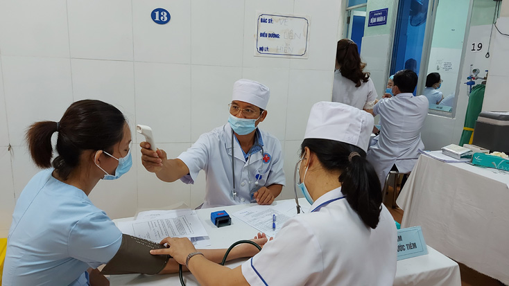 Tiếp tục tăng cường lãnh đạo, chỉ đạo công tác phòng, chống dịch Covid-19
