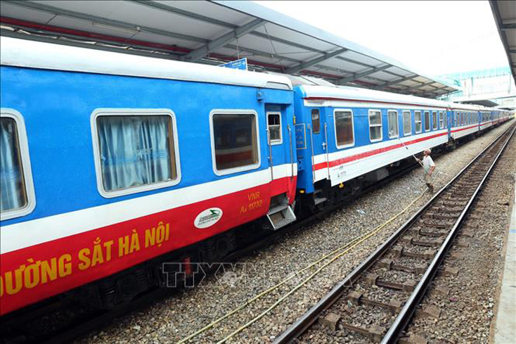 Thêm nhiều tàu khách tuyến Bắc - Nam trong dịp hè
