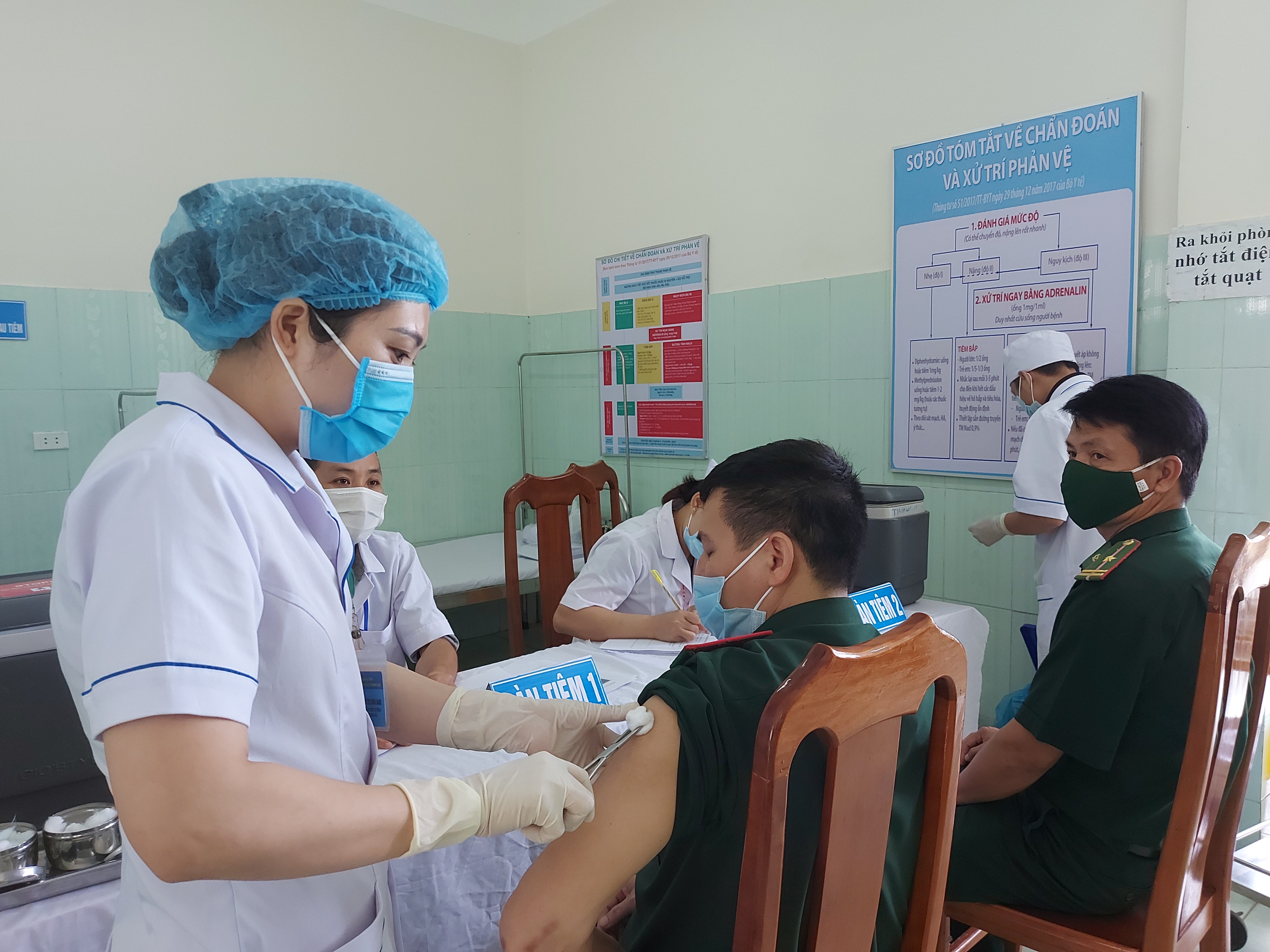Minh Hóa: Triển khai tiêm vắc xin phòng Covid-19