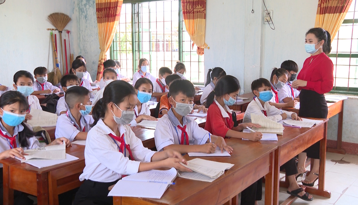 Chủ động phòng, chống dịch Covid-19 trong trường học