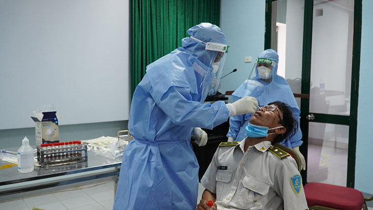 Hai trường hợp liên quan đến bệnh nhân 3086 và quán bar New Phương Đông âm tính với SARS-CoV-2