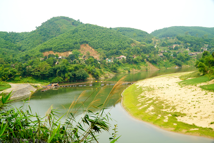 Tăng thêm sức mạnh cho chi bộ Đảng miền núi