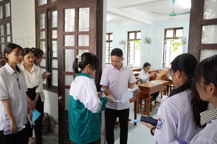 23 thí sinh đoạt giải nhất kỳ thi chọn học sinh giỏi lớp 11 năm học 2020-2021