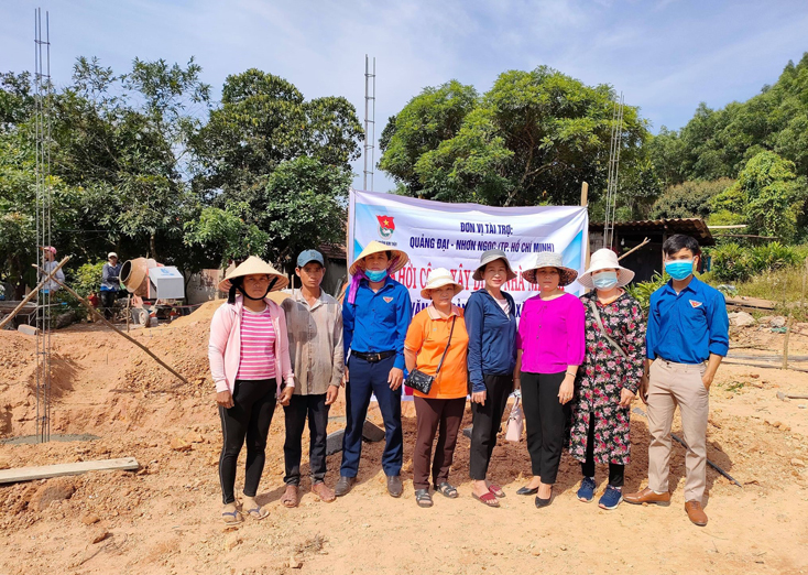 Khởi công xây dựng nhà nhân ái cho đoàn viên có hoàn cảnh khó khăn
