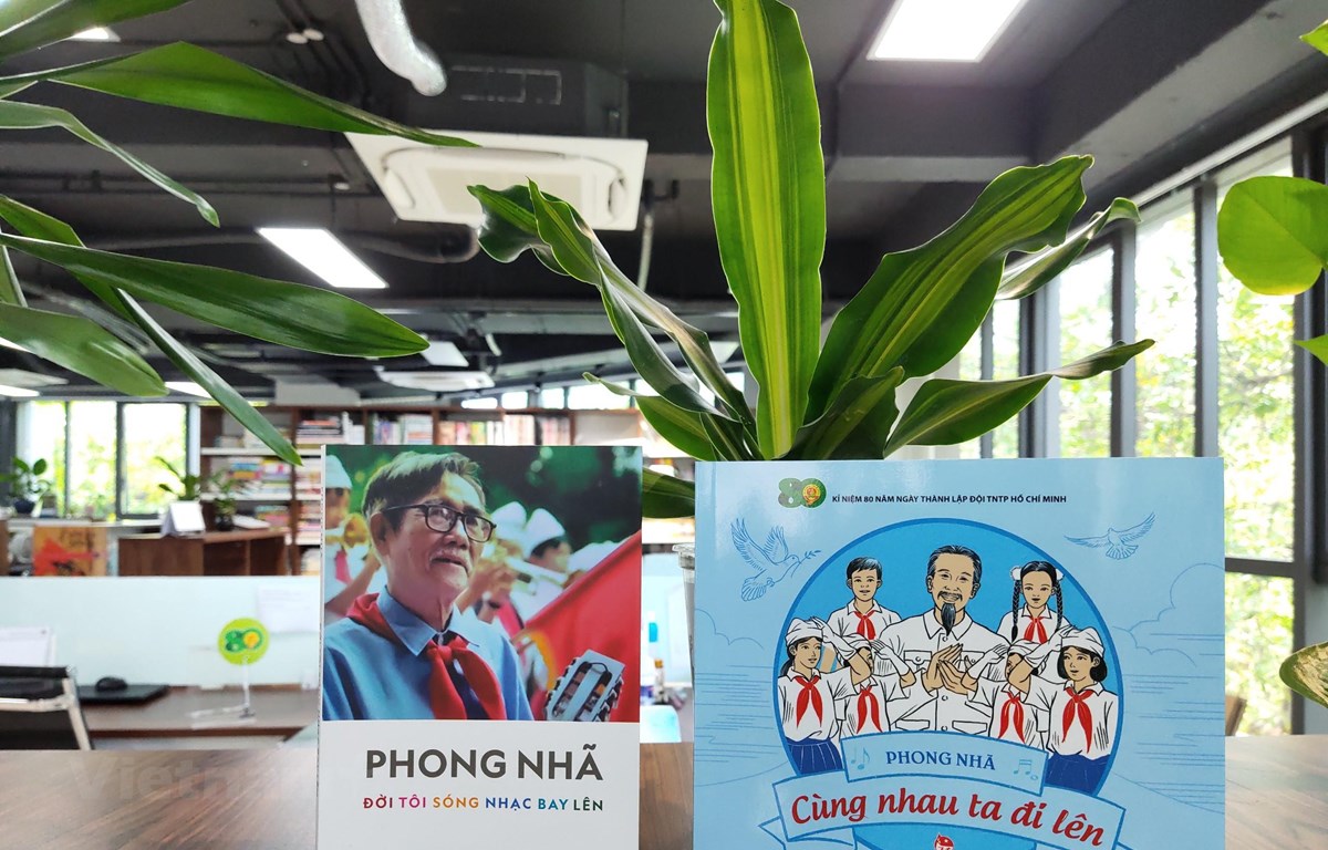 Ra mắt hồi ký nhạc sỹ Phong Nhã: 'Người viết sử Đội' bằng âm nhạc