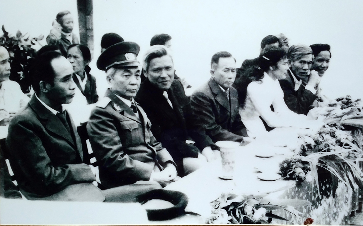 Mãi mãi là người đại biểu của nhân dân