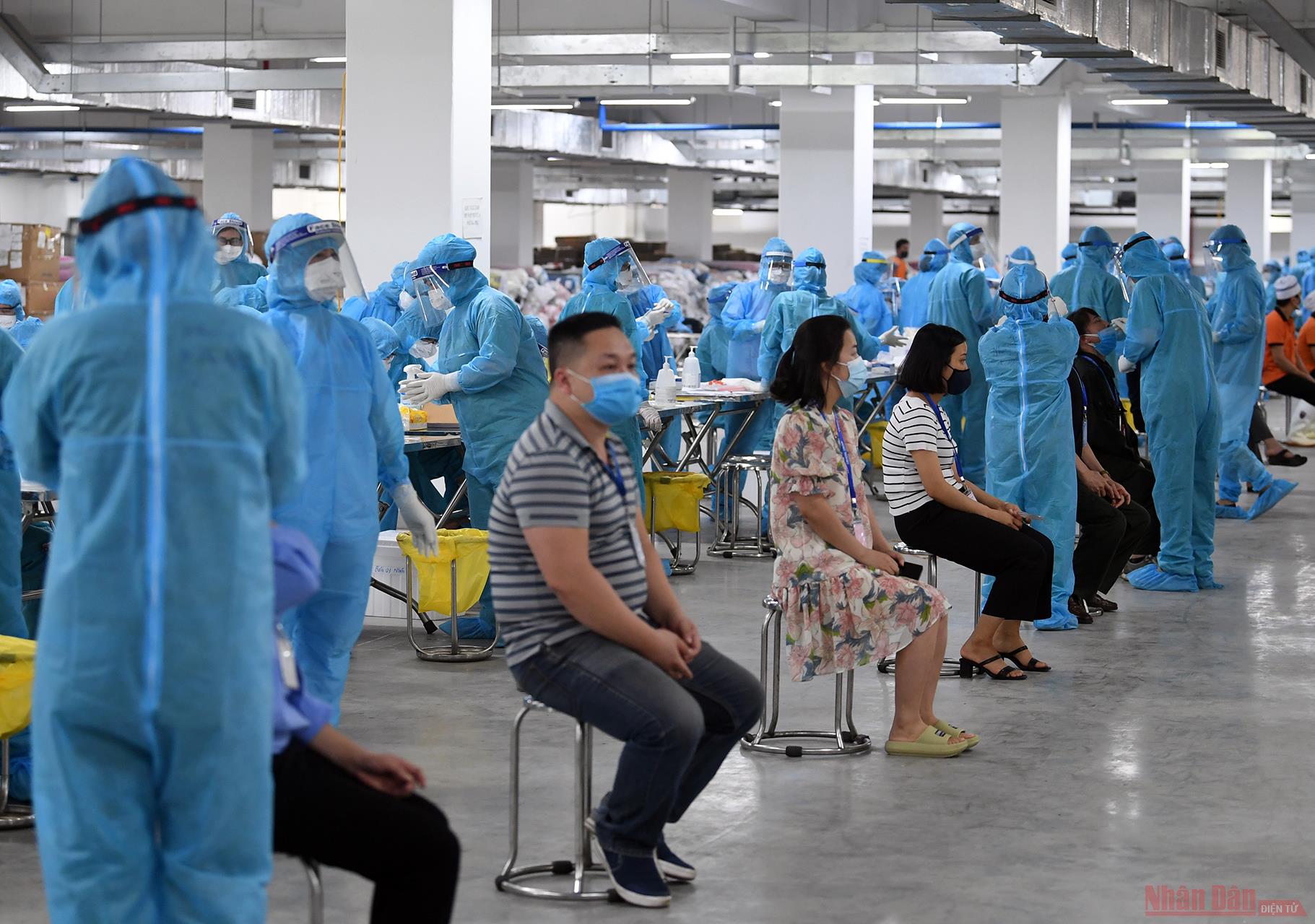 Trưa 26-5: Thêm 40 ca mắc Covid-19